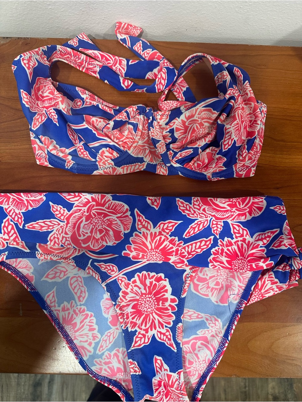 Women’s Floral Bikini Swim Set Blue/Red/Pink Size 34DDD/F top and 10 bottom